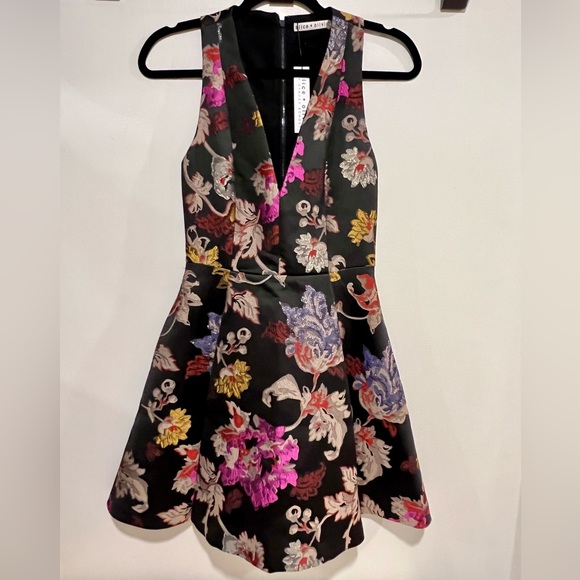 NWT Alice + Olivia Floral Dress - size 2 - Picture 3 of 7